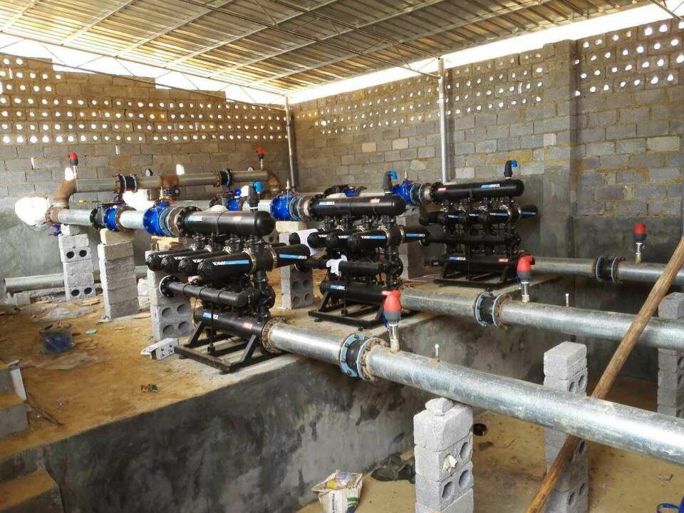 Manual and automatic backwashing lamination filter system of banana plant in Wuming County, Guangxi